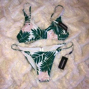 Blackbough Fiji Swimsuit SZ M bottom, S top!
